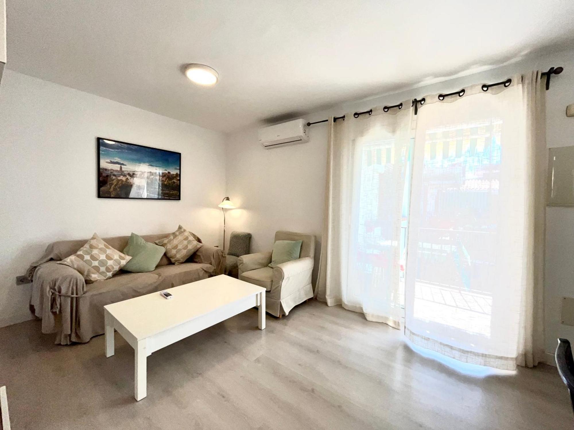 Apartamento De Playa Reformado Rincon de la Victoria Bagian luar foto