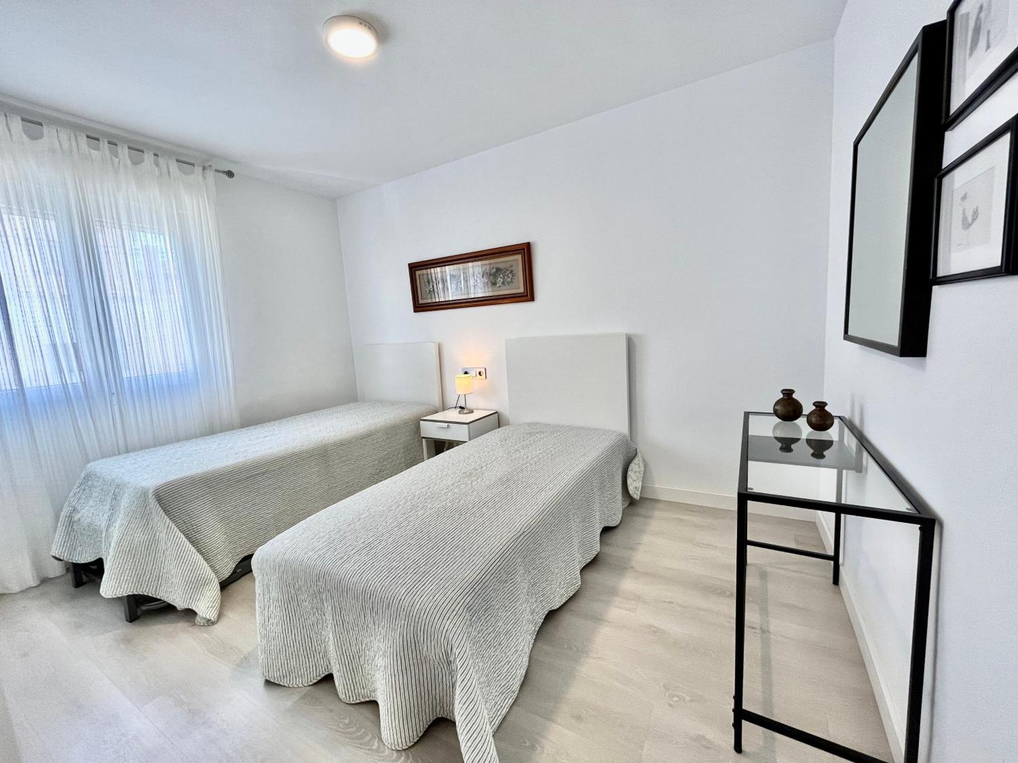 Apartamento De Playa Reformado Rincon de la Victoria Bagian luar foto